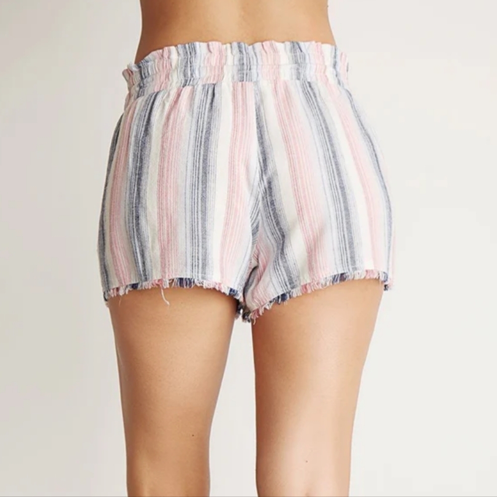 BELLA DAHL  Fray Hem Flowy Short in Sunset Stripe - Picture 3 of 7